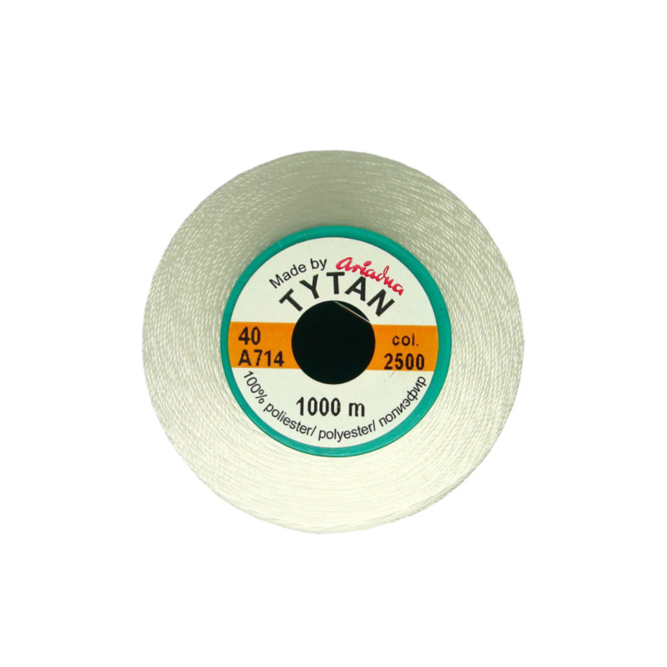 Нитки №40 TYTAN Ariadna (белый №2500) 1000м в наявності
